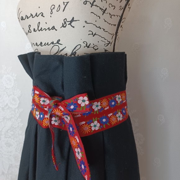 Vintage Handmade Black Red Floral Ribbon Trim Paperbag Waist Midi Folk Skirt L - Picture 6 of 10